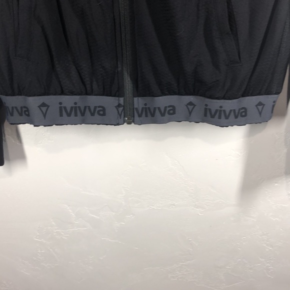 Ivivva Lululemon black and white reversible jacket size 14 - Picture 12 of 16